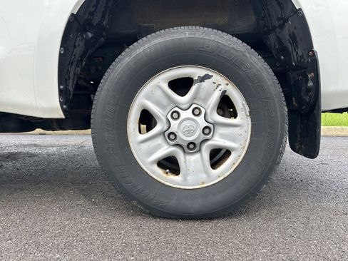 Used 2012 Toyota Tundra 4x4 Double Cab image 5