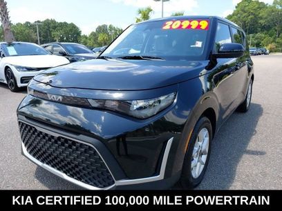Certified 2025 Kia Soul LX w/ LX Technology Package
