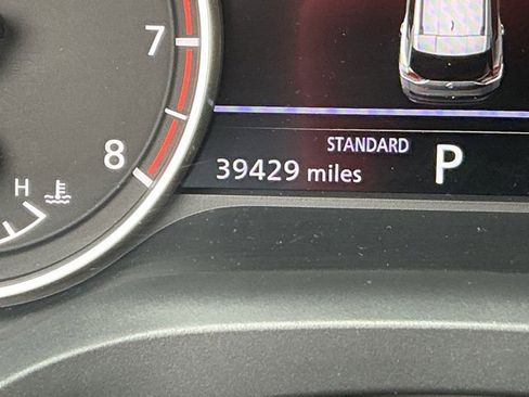 Used 2022 Nissan Rogue SV w/ SV Premium Package image 30