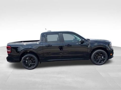 New 2025 Ford Maverick Lobo image 6