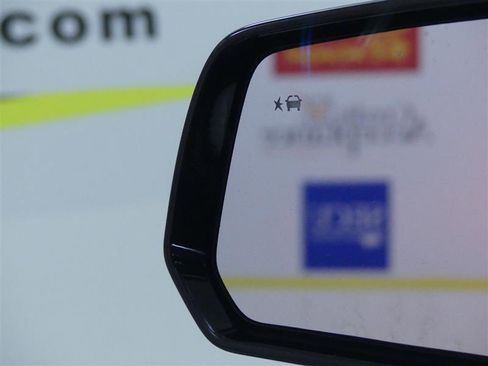 Used 2019 Chevrolet Traverse LT w/ LT Premium Package image 28