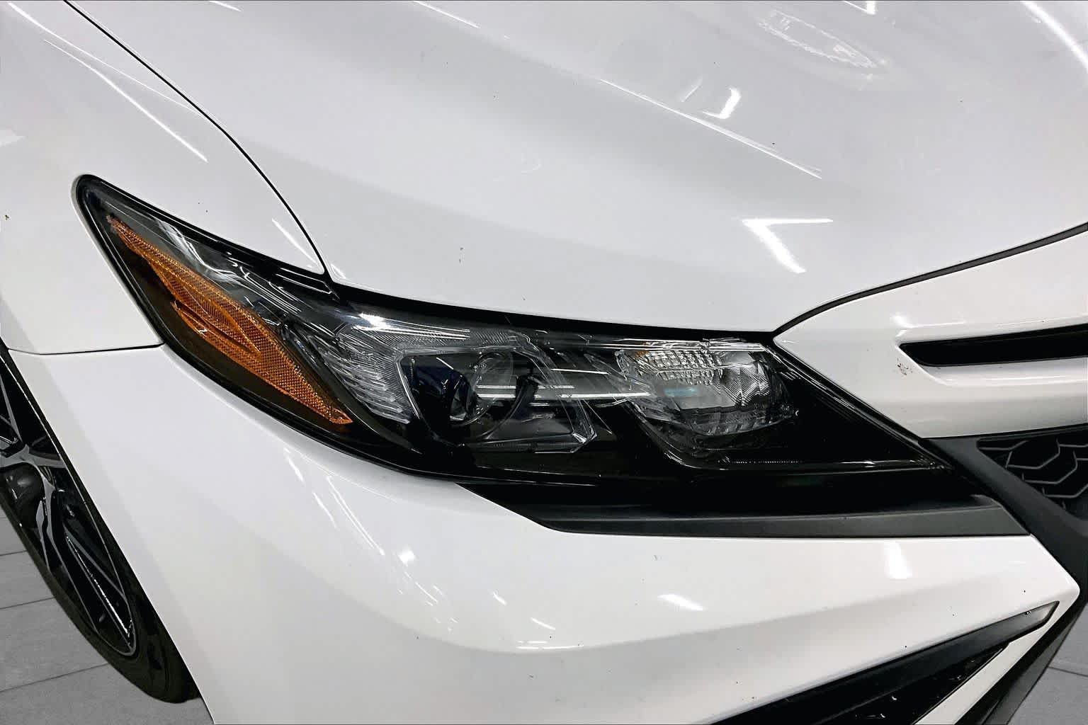 Used 2024 Toyota Camry SE FWD image 27