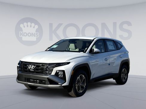 New 2026 Hyundai Tucson Blue SE image 1