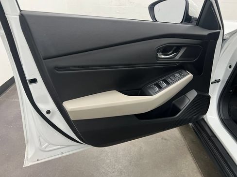 Used 2023 Honda Accord EX image 13