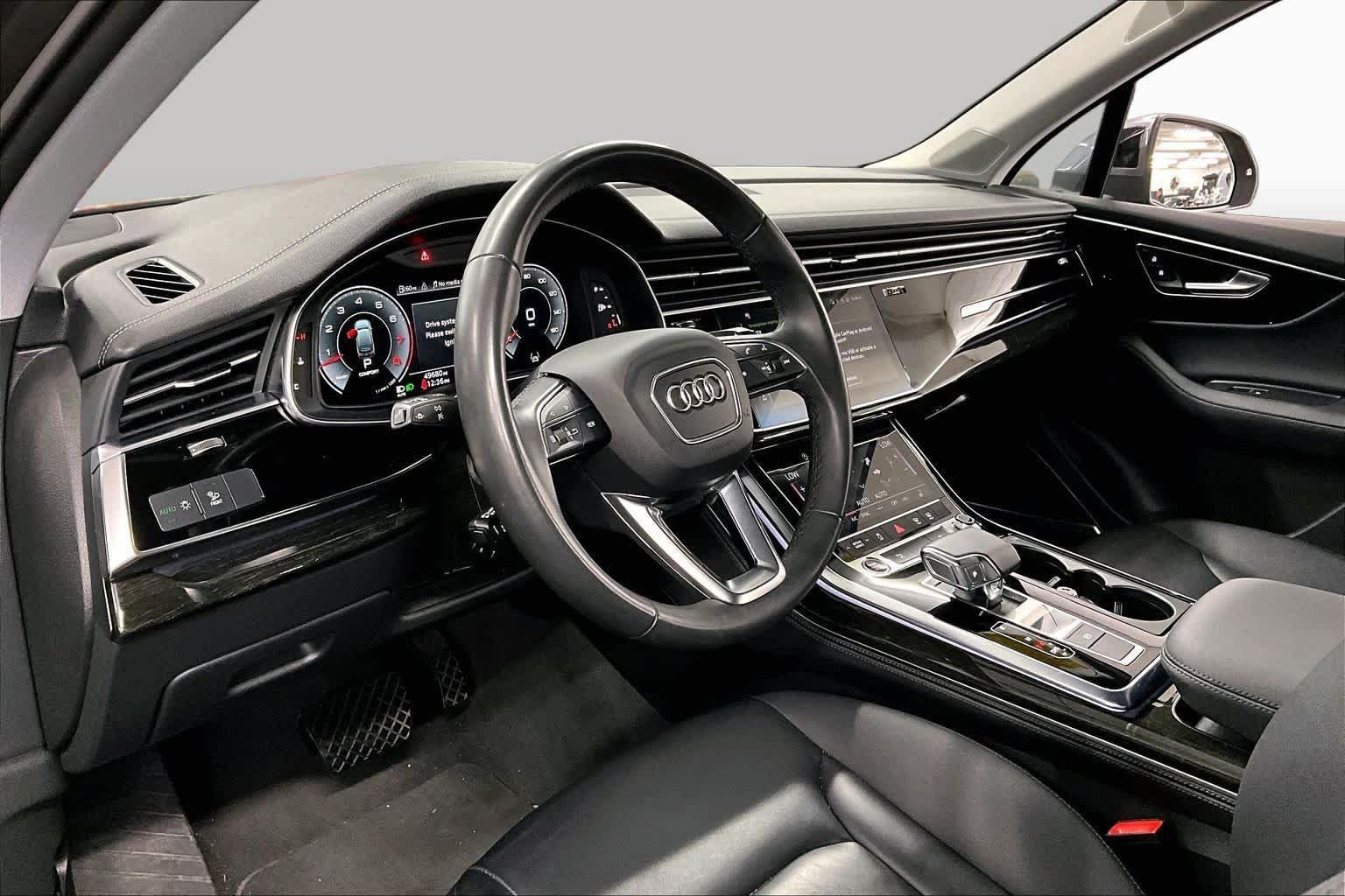 Used 2023 Audi Q7 3.0T Premium Plus w/ Premium Plus Package AWD/4WD image 17