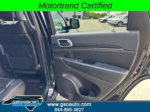 Used 2020 Jeep Grand Cherokee Limited AWD/4WD image 22