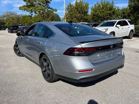 Used 2024 Honda Accord Sport image 3