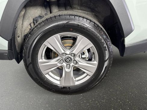 Used 2023 Toyota RAV4 XLE image 30