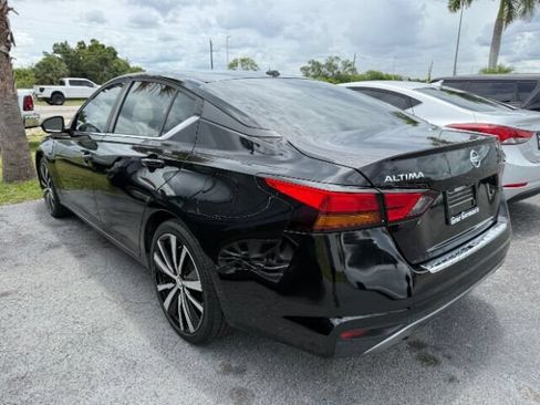 Used 2022 Nissan Altima 2.5 SR FWD image 6