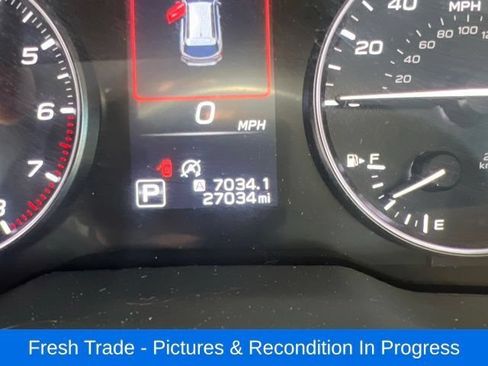 Used 2024 Subaru Outback Premium AWD/4WD image 11