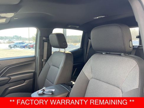 Used 2024 Chevrolet Colorado Trail Boss w/ Technology Package image 4