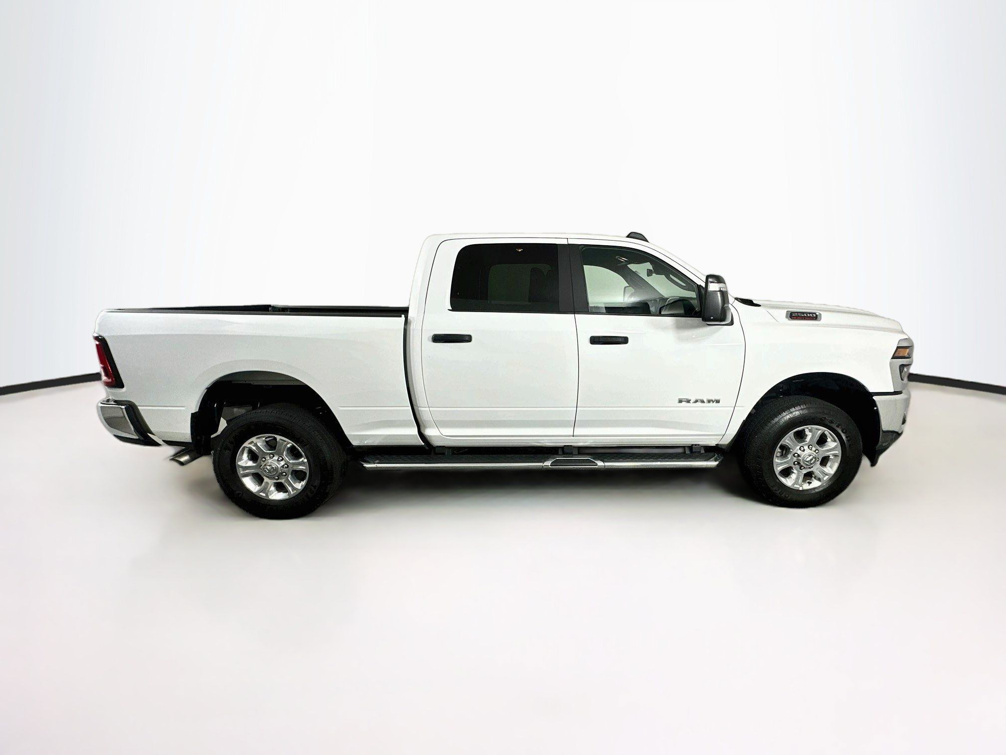 Used 2025 RAM 2500 Big Horn AWD/4WD image 10