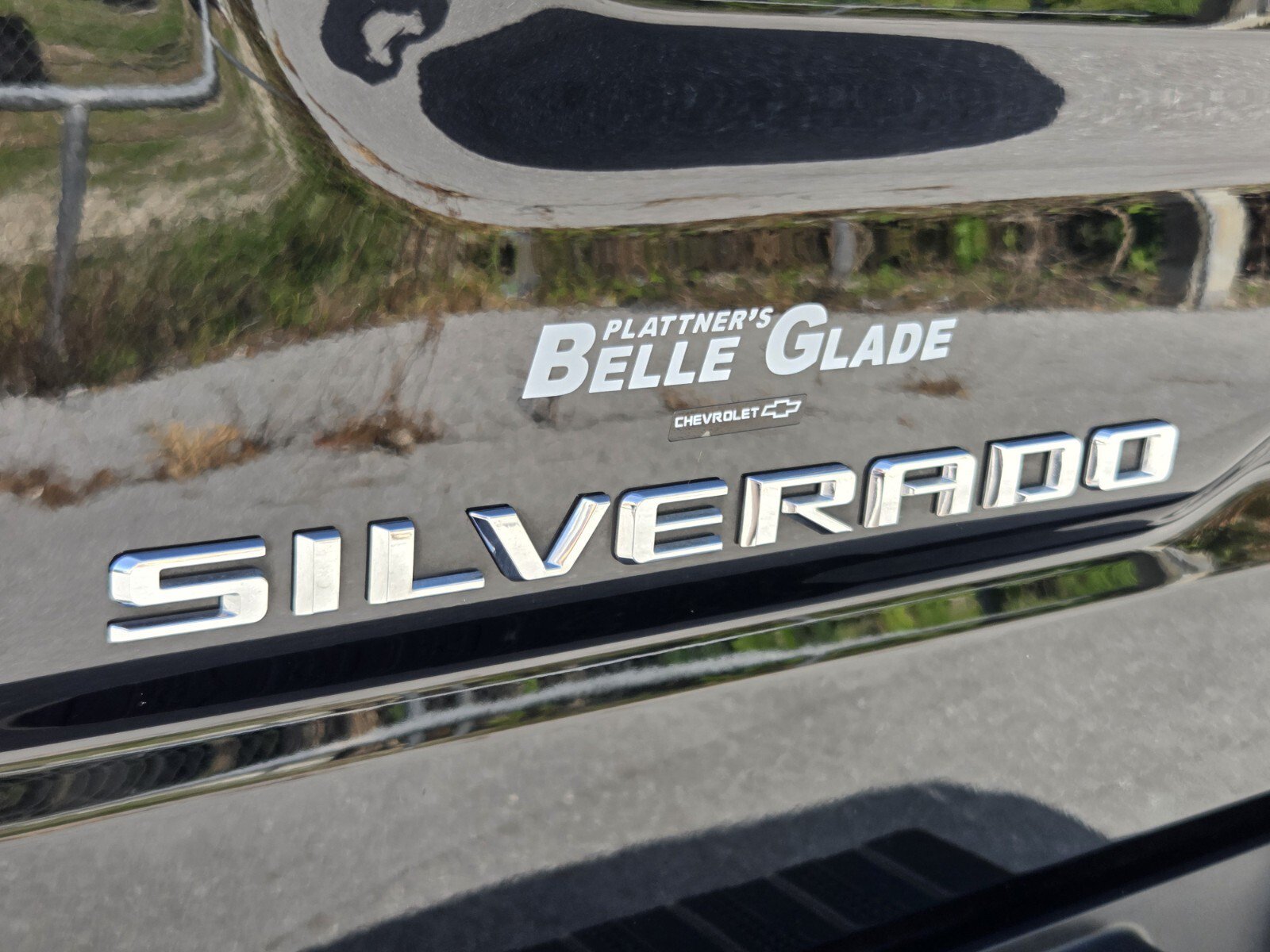 Used 2023 Chevrolet Silverado 1500 RST AWD/4WD image 14