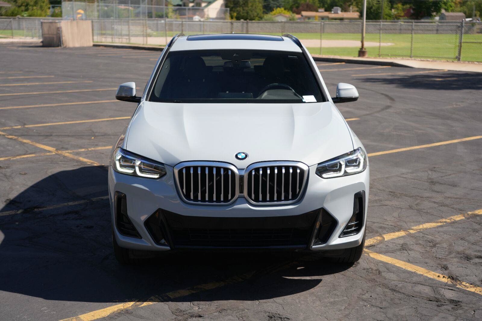 Used 2024 BMW X3 xDrive30i w/ M Sport Package AWD/4WD image 8