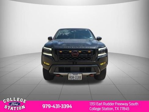 Used 2023 Nissan Frontier PRO-4X w/ Technology Package AWD/4WD image 2