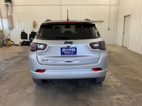 Used 2025 Jeep Compass Limited w/ High Altitude Package AWD/4WD image 4