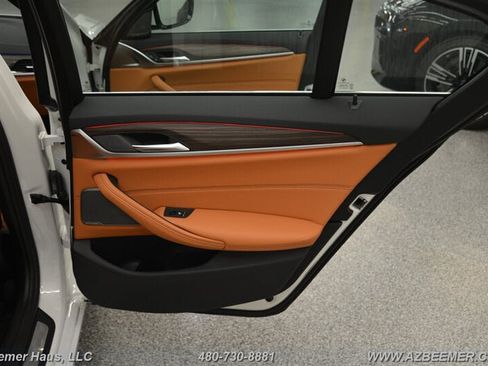 Used 2023 BMW 530i w/ Premium Package RWD image 41