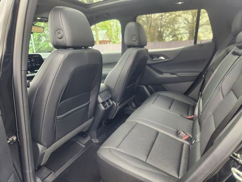 New 2026 Chevrolet Equinox LT w/ Convenience Package II FWD image 22