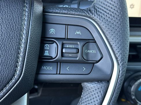 New 2025 Toyota Tacoma TRD Off-Road image 27