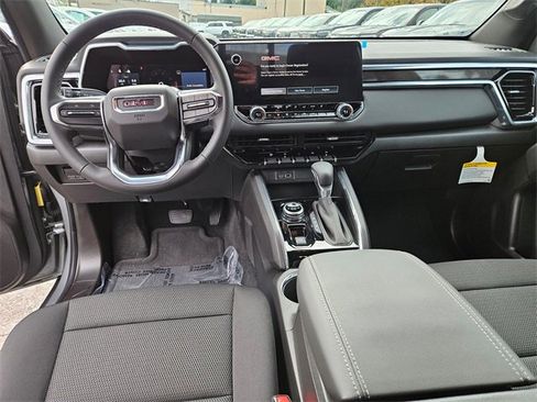 New 2025 GMC Canyon Elevation w/ Convenience Package image 15