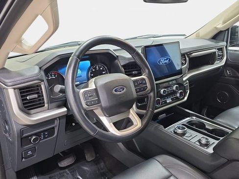 Certified 2023 Ford Expedition XLT AWD/4WD image 16