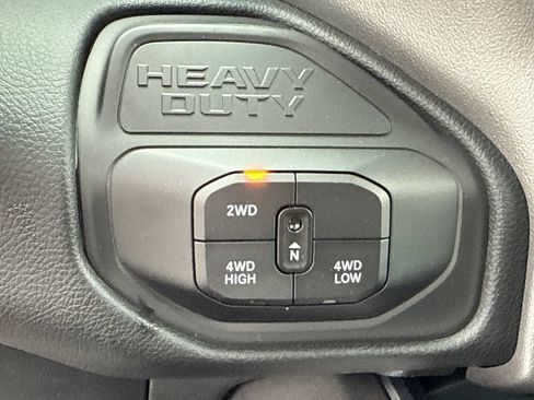 New 2026 RAM 2500 Laramie w/ Night Edition AWD/4WD image 28