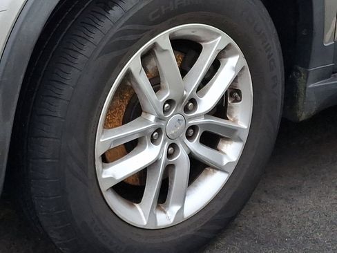 Used 2014 Kia Sorento LX image 6