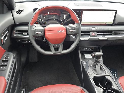 New 2025 Kia K4 GT-Line image 12