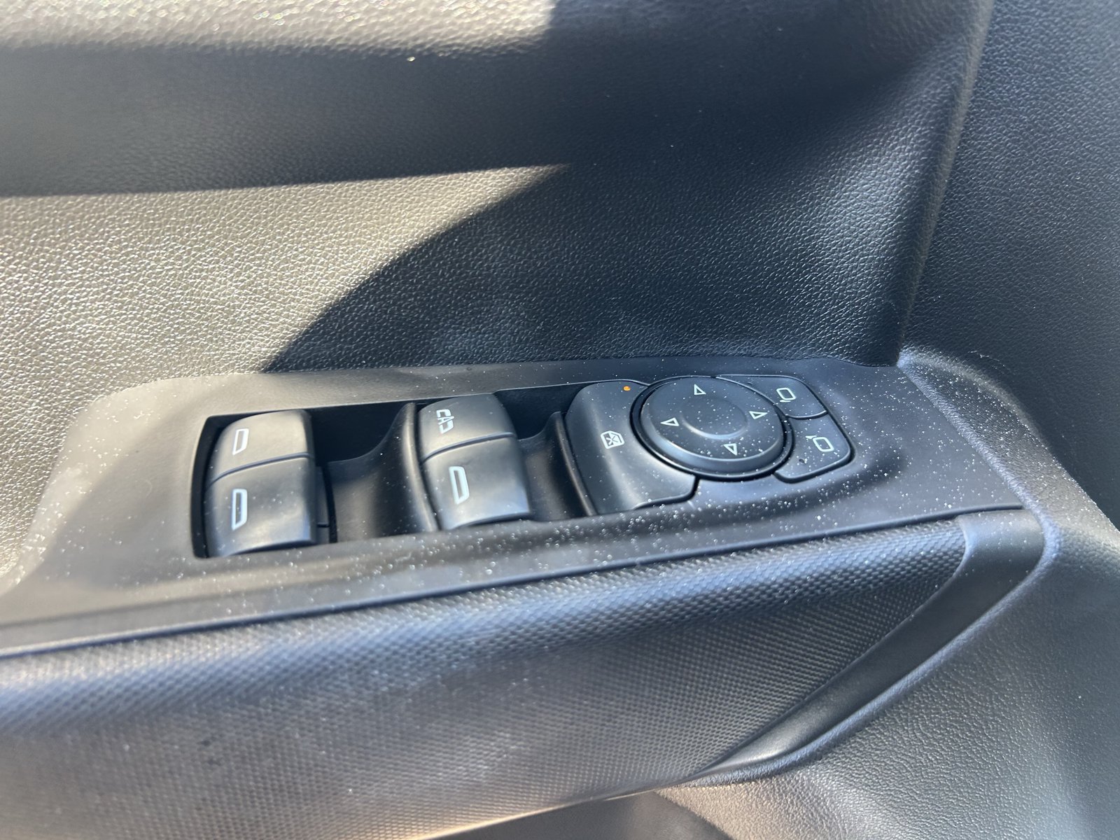 Certified 2022 Chevrolet Silverado 1500 Custom RWD image 27