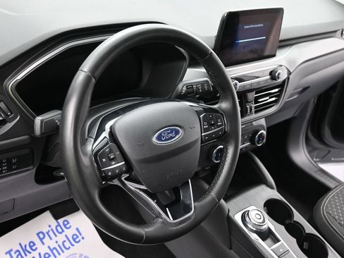 Certified 2024 Ford Escape Active AWD/4WD image 14