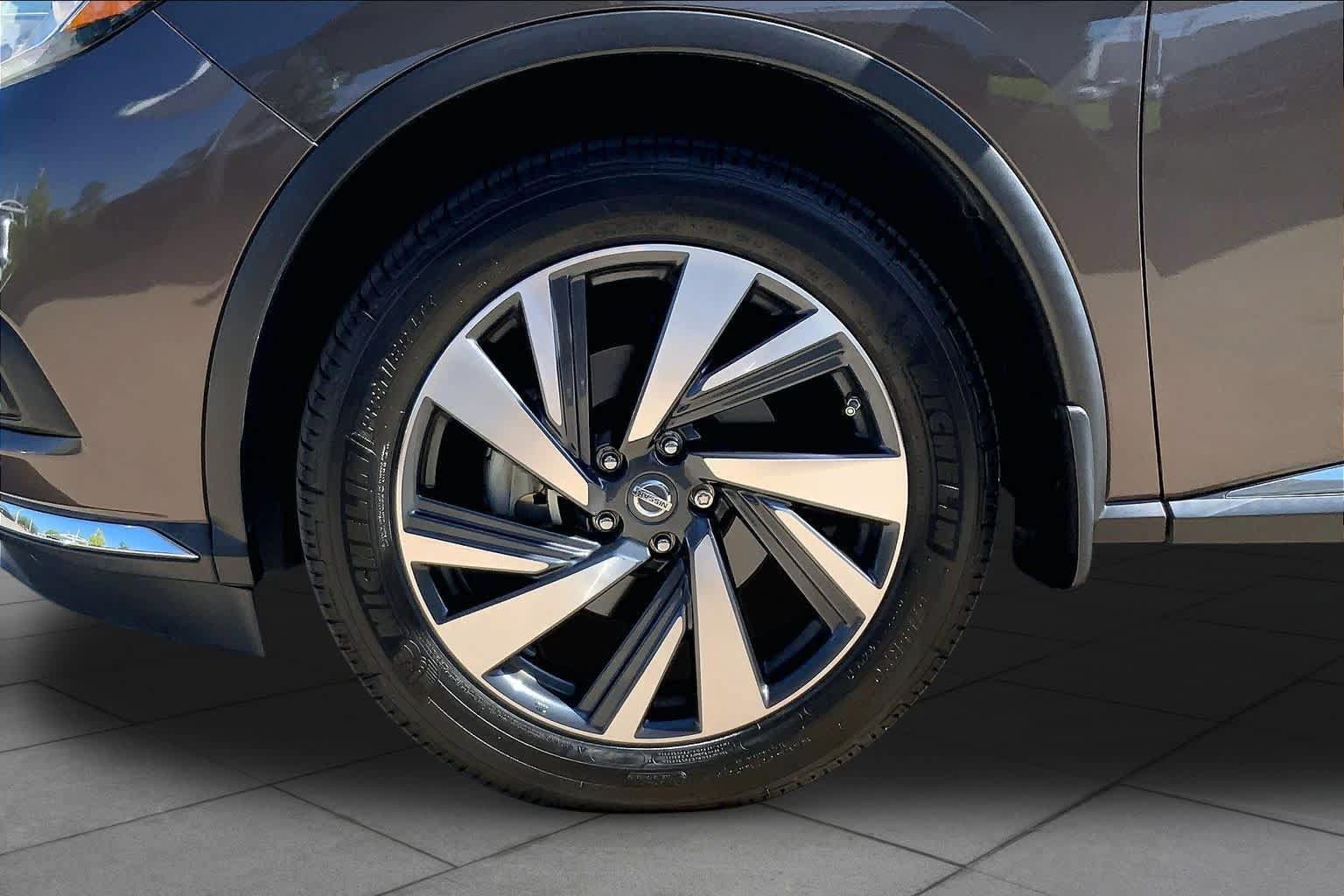 Used 2016 Nissan Murano Platinum w/ Platinum Technology Package AWD/4WD image 10