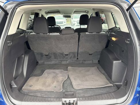 Used 2019 Ford Escape SE image 31