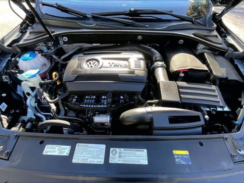 Used 2017 Volkswagen Passat 1.8T S image 30