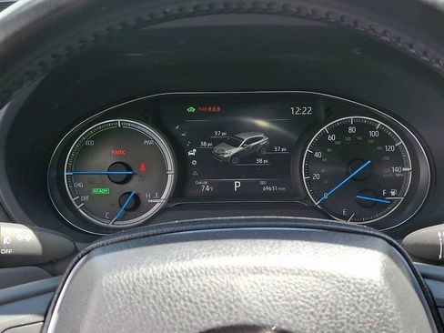 Used 2023 Toyota Venza Nightshade AWD/4WD image 20