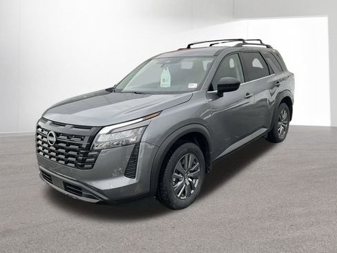 New 2026 Nissan Pathfinder SV image 2