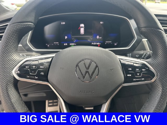 Certified 2024 Volkswagen Tiguan SE R-Line FWD image 18