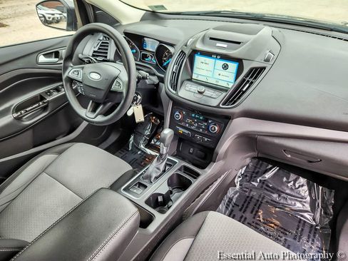 Used 2017 Ford Escape SE w/ Equipment Group 201A AWD/4WD image 22