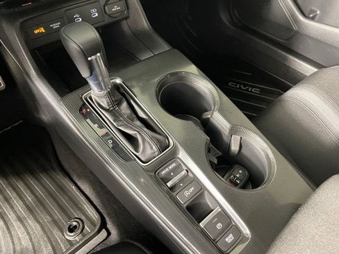 Certified 2025 Honda Civic Sport image 9