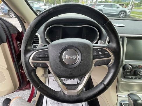 Used 2017 Jeep Grand Cherokee Limited image 30