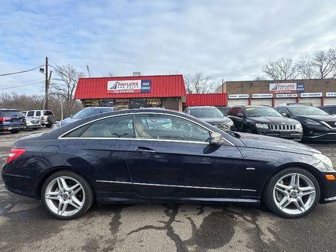 Used 2012 Mercedes-Benz E 550 E 550 Coupe 2D w/ Driver Assistance Pkg image 4