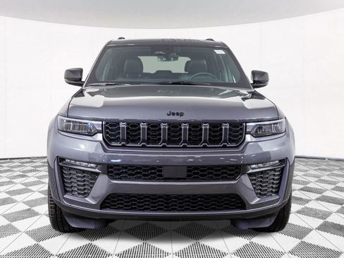 New 2026 Jeep Grand Cherokee Limited w/ Limited Altitude Package AWD/4WD image 13