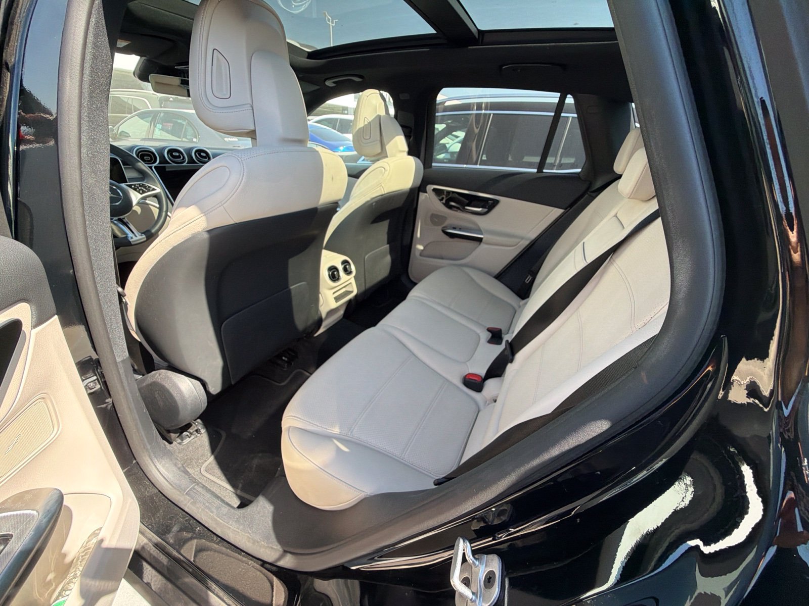 Certified 2026 Mercedes-Benz GLC 300 image 5