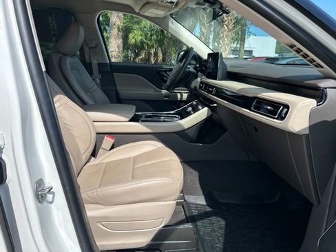Used 2023 Lincoln Aviator Grand Touring w/ Equipment Group 301A AWD/4WD image 19