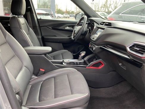 Used 2023 Chevrolet TrailBlazer RS image 28