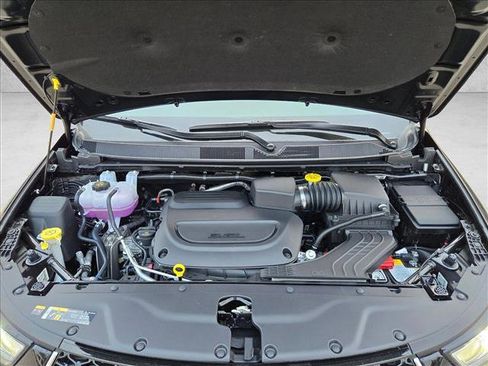 New 2026 Chrysler Pacifica Pinnacle image 17