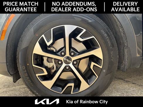 Used 2023 Kia Sportage EX FWD image 8