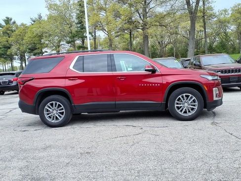 Used 2023 Chevrolet Traverse LT FWD image 21