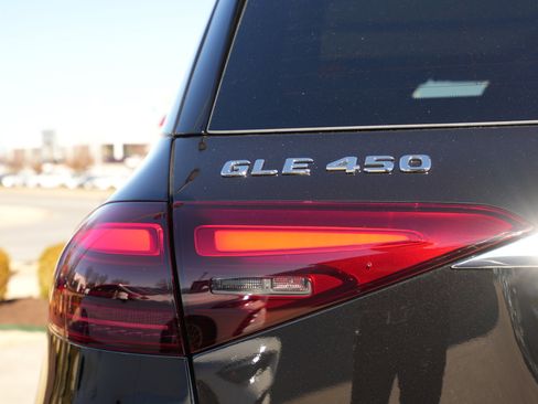 New 2026 Mercedes-Benz GLE 450 4MATIC image 13