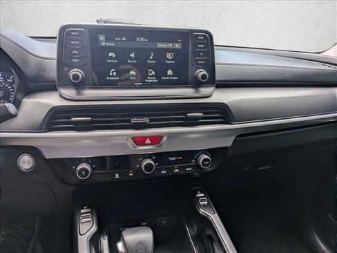 Used 2021 Kia Telluride S FWD image 12
