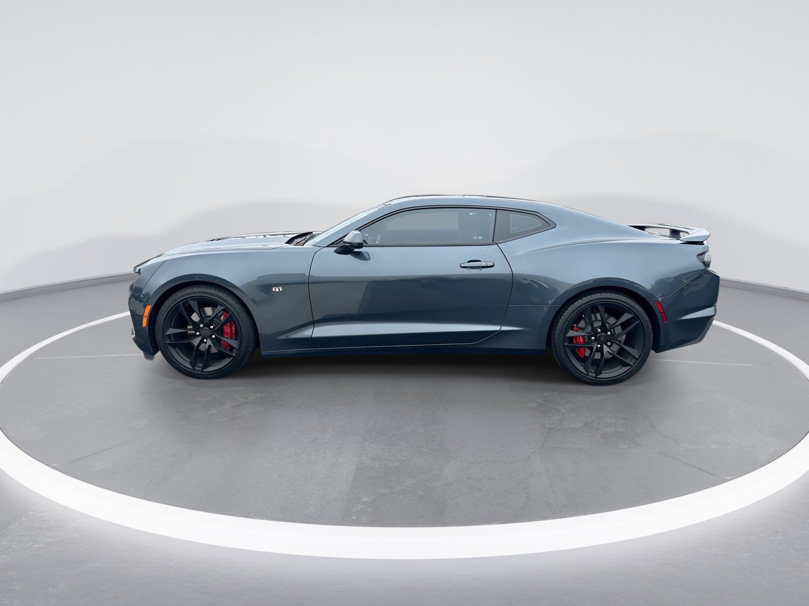 Used 2023 Chevrolet Camaro SS RWD image 6
